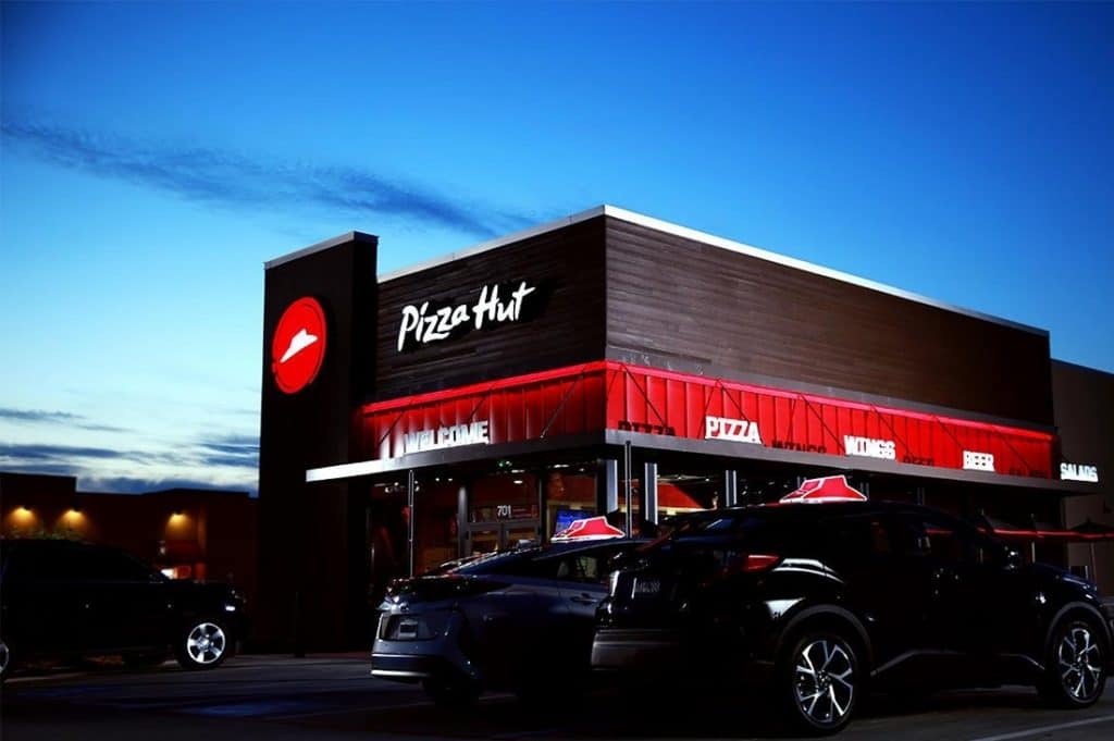 Pizza Hut Closing Time